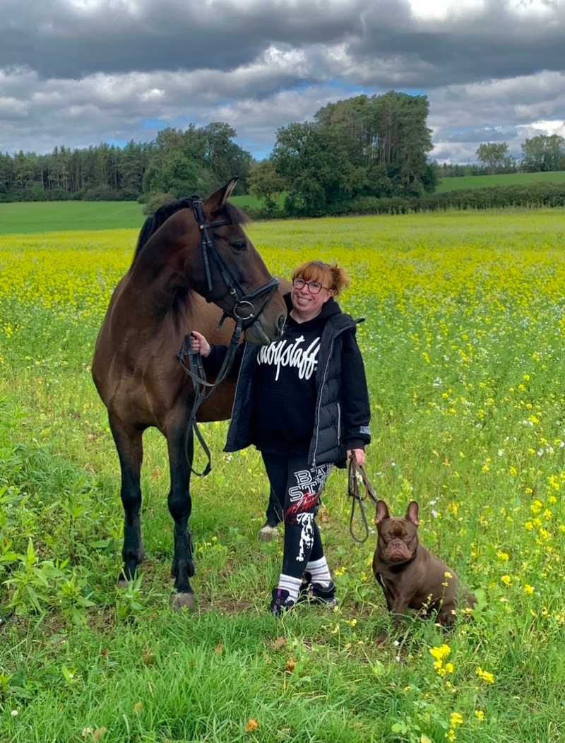 Hund und Pferd 9